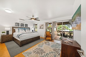 Kaanapali Plantation 32 First bedroom 1