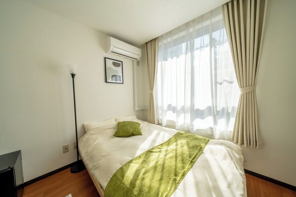 Please note that the actual room interior may differ from the photo.