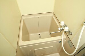 Bathtub
