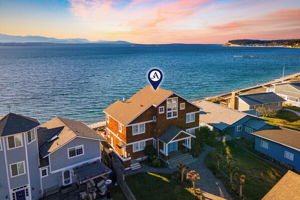 Your perfect coastal retreat awaits!
