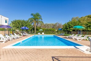 Autumn, Pool, Spring, Summer, Winter