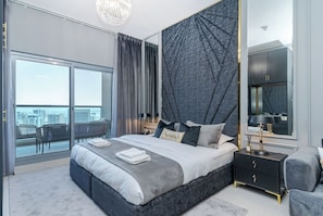 King size bed.