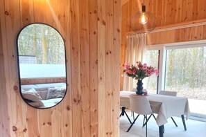 Entrance / Reception