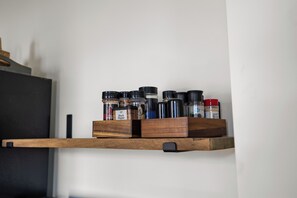 Many spices are already supplied! 
