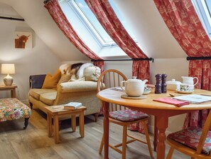 Open plan living space | Orchard Loft, Oakham
