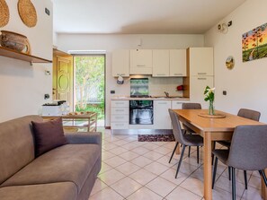 Design Intérieur, Meubles, Sol, Sol, Pièce, Plafond, Table, Canapé, Salon, Table Cuisine Et Salle A Manger