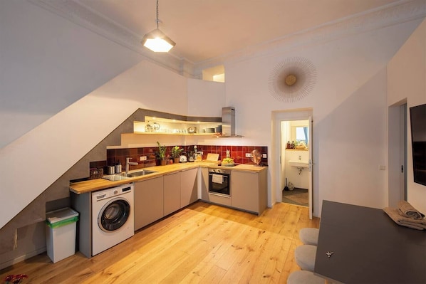Private kitchen