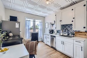 Spacious and bright kitchen space curated for those who love to cook and eat