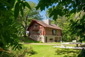 The Little House on Pine