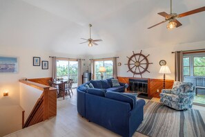 Top Level Living Area