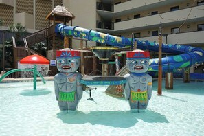 Your kids will love the on-site waterpark.