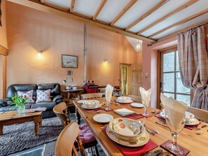 Open plan living space | Y Cartws, Llanwenog, near Llanybydder