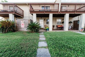 833B Tarpon Avenue