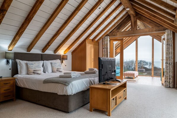 Whimbrels Bedroom 1