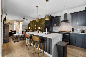 Looking to whip up a delish meal? Our gourmet kitchen is perfect!