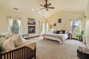 Downstairs primary family ensuite one king bed two twins