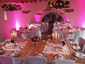 Banquet hall