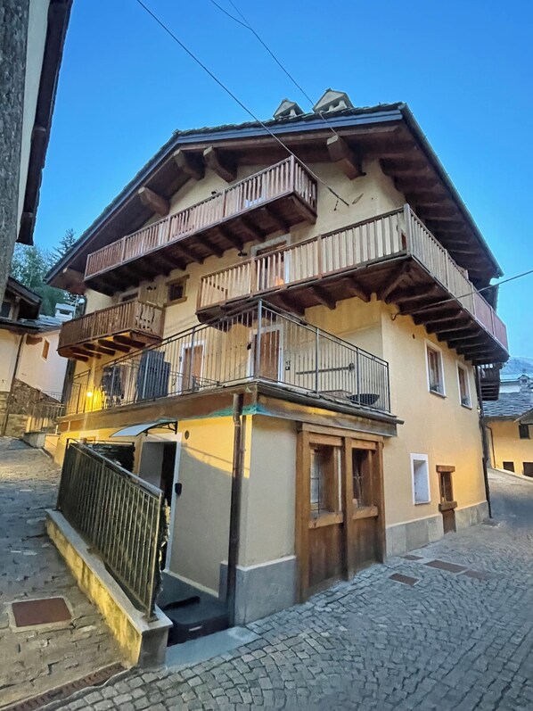 Exterior