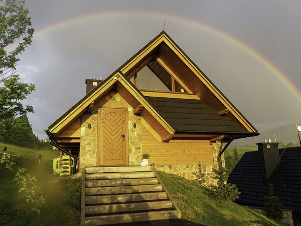 Himmel, Eigentum, Fotografieren, Wolke, Gebäude, Fenster, Licht, Natur, Haus