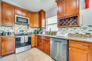 Kitchen | Central A/C & Heat | Drip Coffee Maker