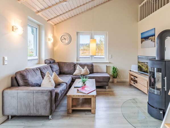 Möbel, Balkon, Veranda, Gartenmöbel, Stuhl, Schatten, Zaun, Deck, Outdoor Struktur, Terrasse