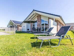 Möbel, Balkon, Veranda, Gartenmöbel, Stuhl, Schatten, Zaun, Deck, Outdoor Struktur, Terrasse