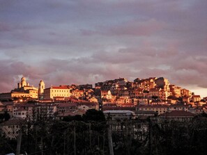 Horizont, Stadtgebiet, Stadt, \"Stadt, Dach, Landschaft, Dämmerung, Abend, Morgen, Sonnenlicht