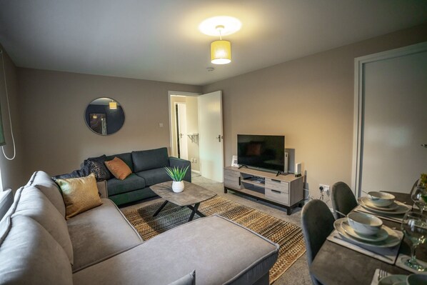 Living Room / Lounge