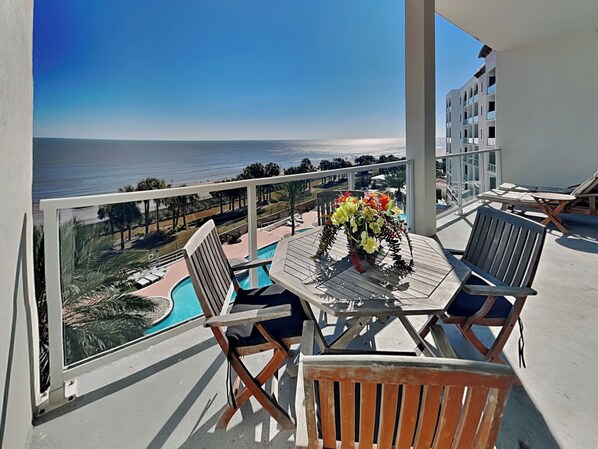 Welcome to Diamond Beach 509-Seas the Day