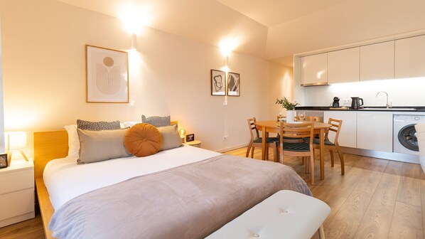 Sleep in style and comfort in this cozy retreat. #CozyStay #StylishComfort