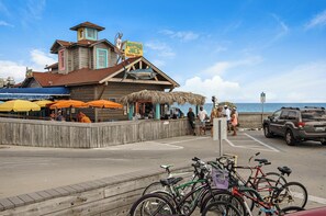 Walk down the street to Pompano Joes!