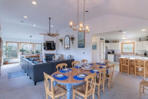 Top Level Living & Dining Area