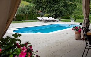 pool