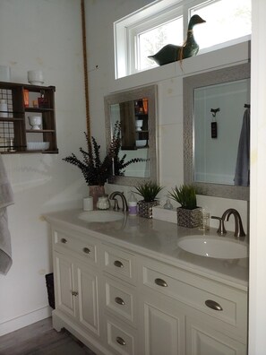 Master Bath Vanity