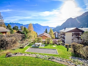 Landschaft, Haus, Wohngebiet, Zuhause, Gebirge, Ländliches Gebiet, Bergstation, Senke, Garten, Alpen