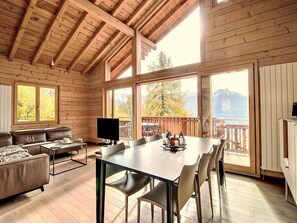 Interior Design, Möbel, Holz, Flooring, Decke, Holzboden, Fussboden, Zimmer, Zuhause, Wohnzimmer