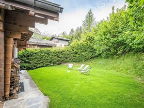 Arbuste, Jardin, Lot Terre, Couverture De Sol, Pelouse, Aménagement Paysager, Chalet, Arrière-Cour, Cour, Conception