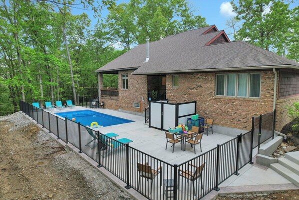 Welcome to Rickenbacker Ridge - your secluded retreat w/ pool, hot tub, firepit!