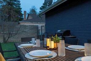 Outdoor dining