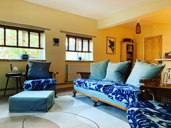 The living space, joined with kitchenette 