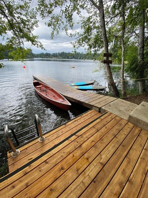Floating dock with watercraft