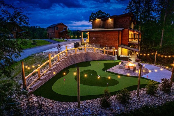 Welcome to Sierra Cascades!