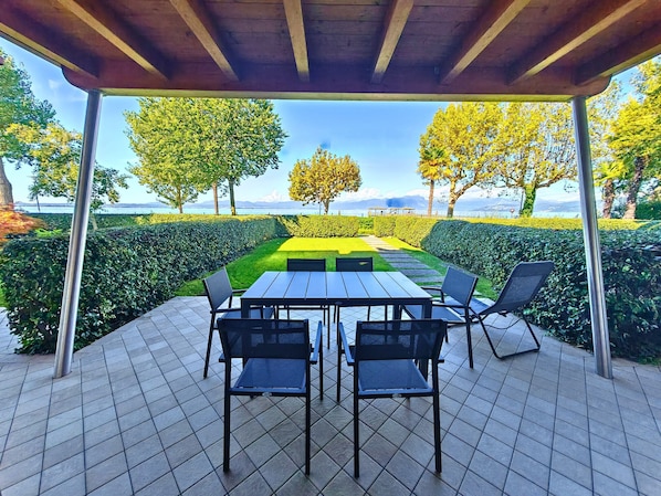 Lakeview apartment in Peschiera del Garda