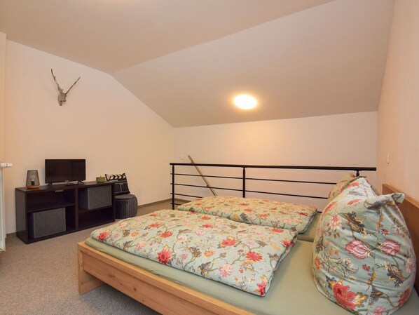 Domicile, Chalet, Biens, Ombre, Jardin, Arrière-Cour, Cour, Hacienda, Aménagement Paysager, Batiments Jardin