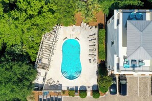 Large Community Pool