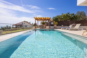 Swimming pool (1)