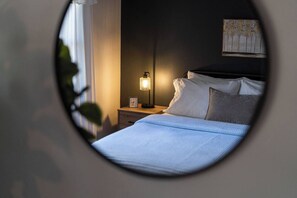 Main level Queen bedroom