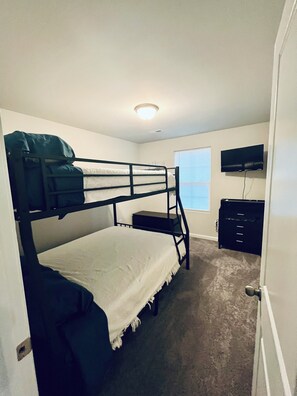 Bedroom #2
Full Over Queen (Top bunk 350lbs. Limit)