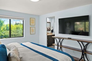 View of private bath entrance from king suite.