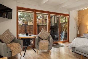 Sliding glass doors bring the outdoors in. Enjoy the views!